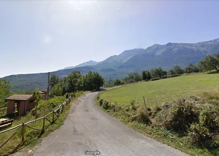 A Due Passi Dal Gran Sasso *